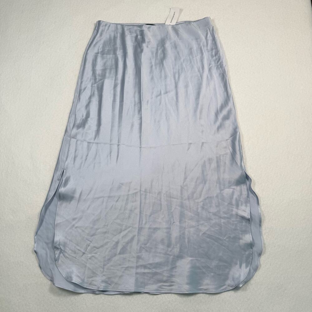 NWT Banana Republic light blue 100% silk long skirt size XS retails for $150